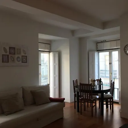 Apartamento Rua Poço Dos Negros - Lisboa